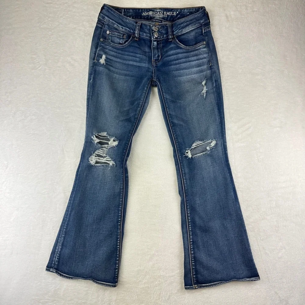 American Eagle Jeans Womens Artist Flare Slim 4‎ Short Distressed Denim Pants